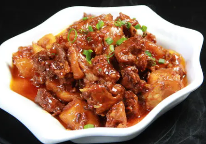 红烧鸡块做法,食用红烧鸡块