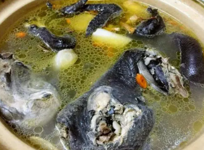 乌鸡汤做法,乌鸡汤营养价值