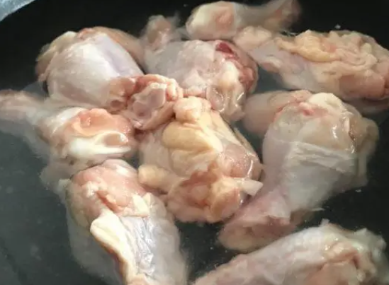 尧鸡腿焯水