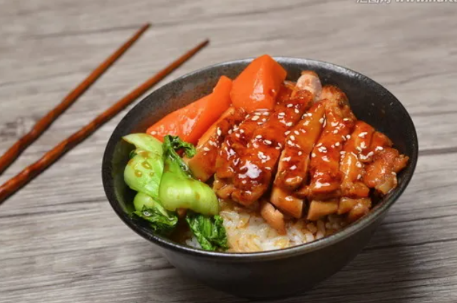 叉烧鸡排饭